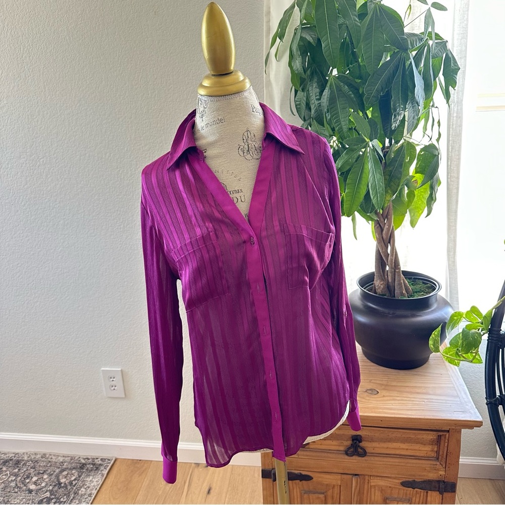 White House Black Market Pink Long Sleeve Fitted Button Down Shirt